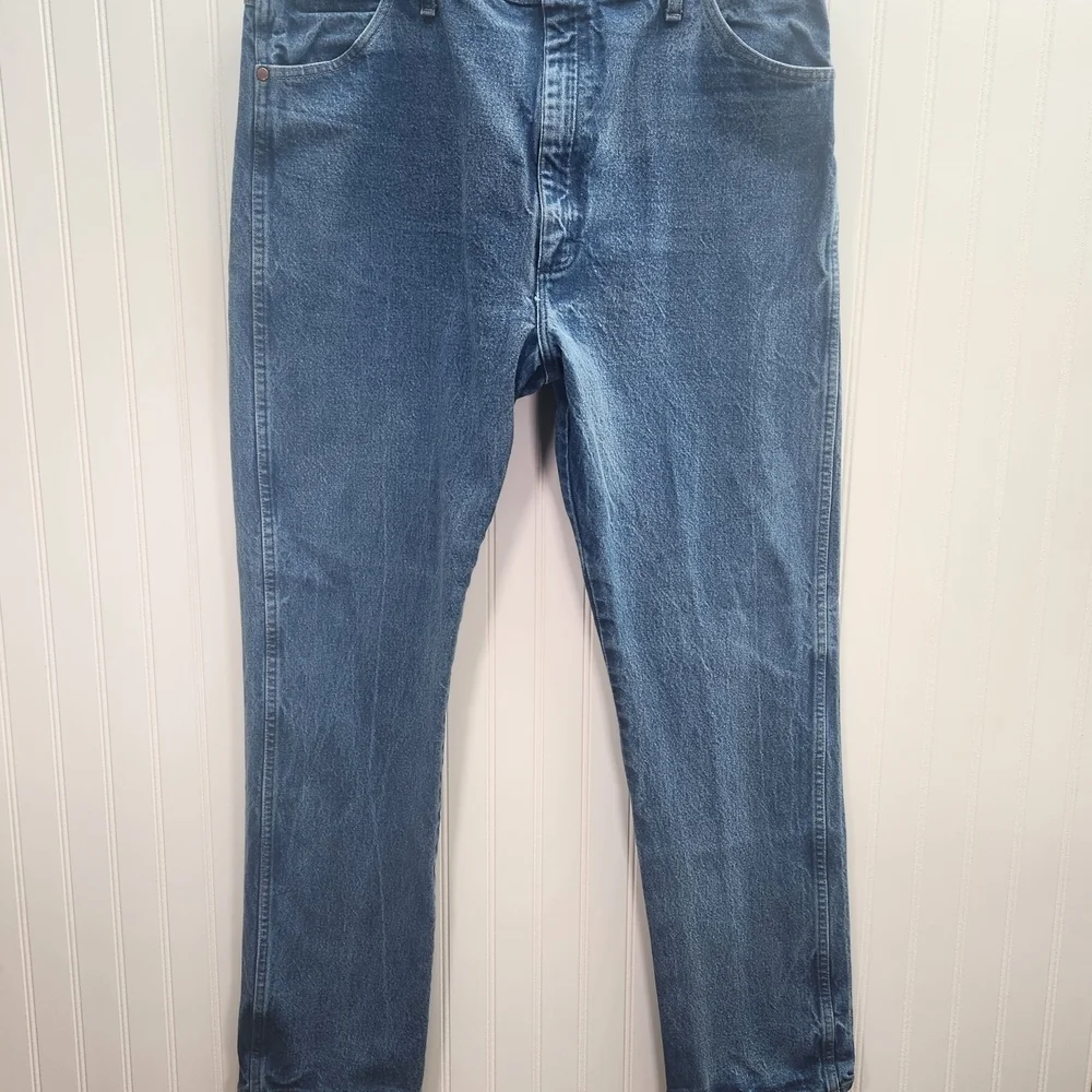 Wrangler Men's Straight Leg Blue Jeans